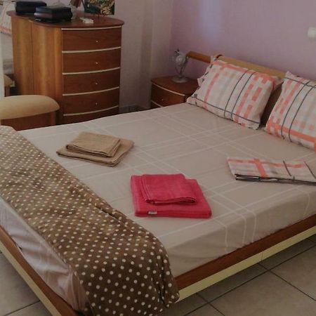 Apartment Giorgos Kalamata Eksteriør billede
