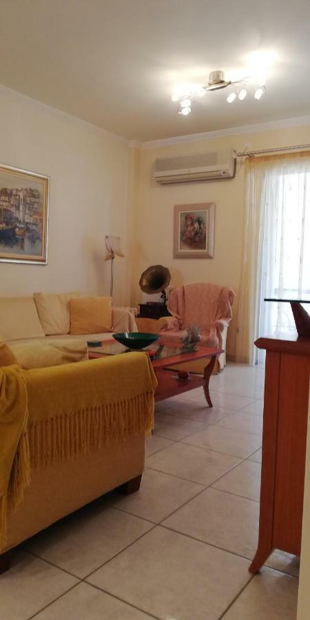 Apartment Giorgos Kalamata Eksteriør billede