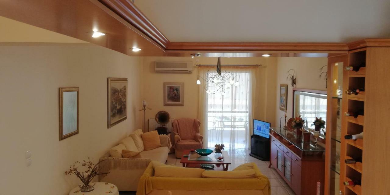 Apartment Giorgos Kalamata Eksteriør billede