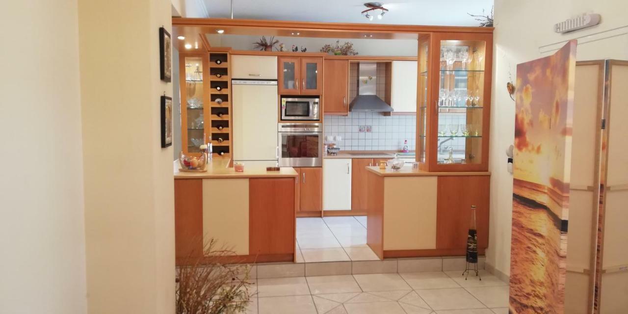 Apartment Giorgos Kalamata Eksteriør billede