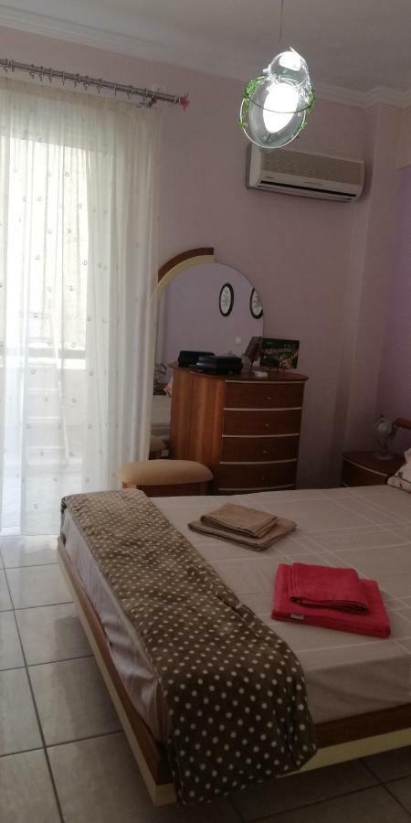 Apartment Giorgos Kalamata Eksteriør billede